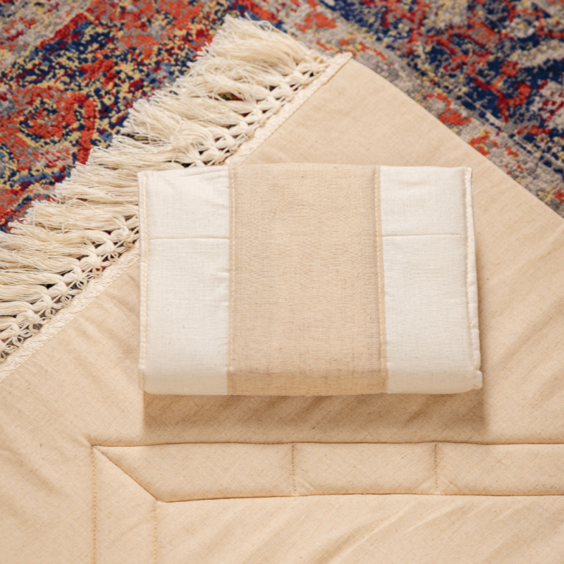Praying Set (Beige)