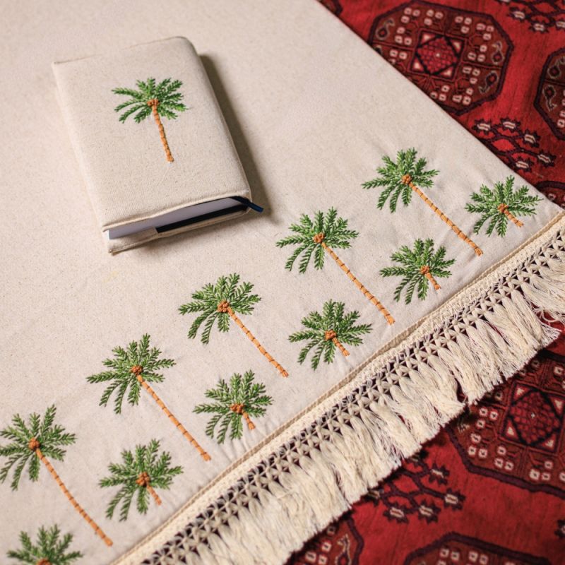 طقم صلاة (النخلة)